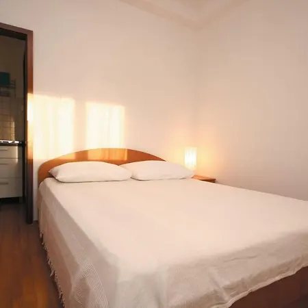 Gorgeous In With Wifi